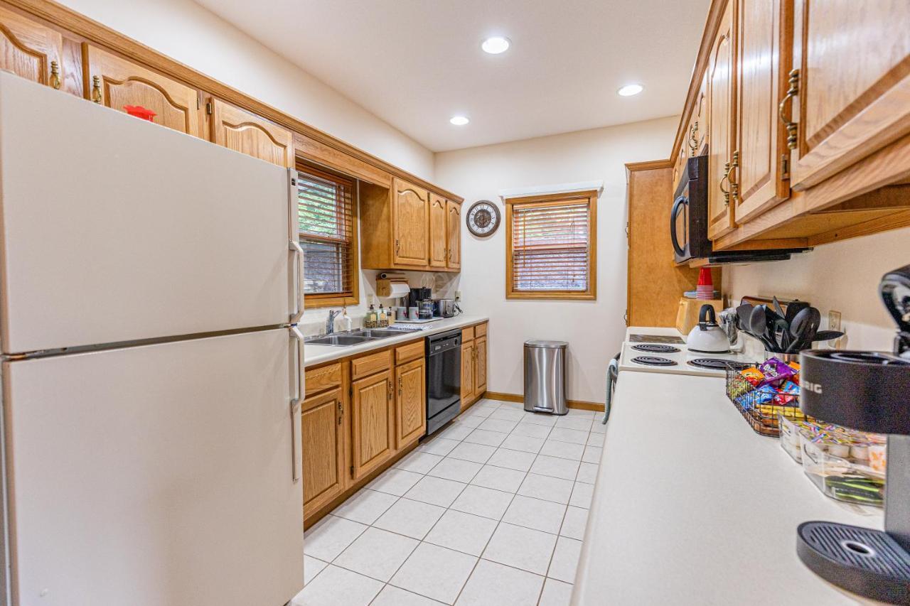 Condo With Stunning Mountain And 6Th Green Views Near Harrahs Cherokee Bryson City Whittier المظهر الخارجي الصورة