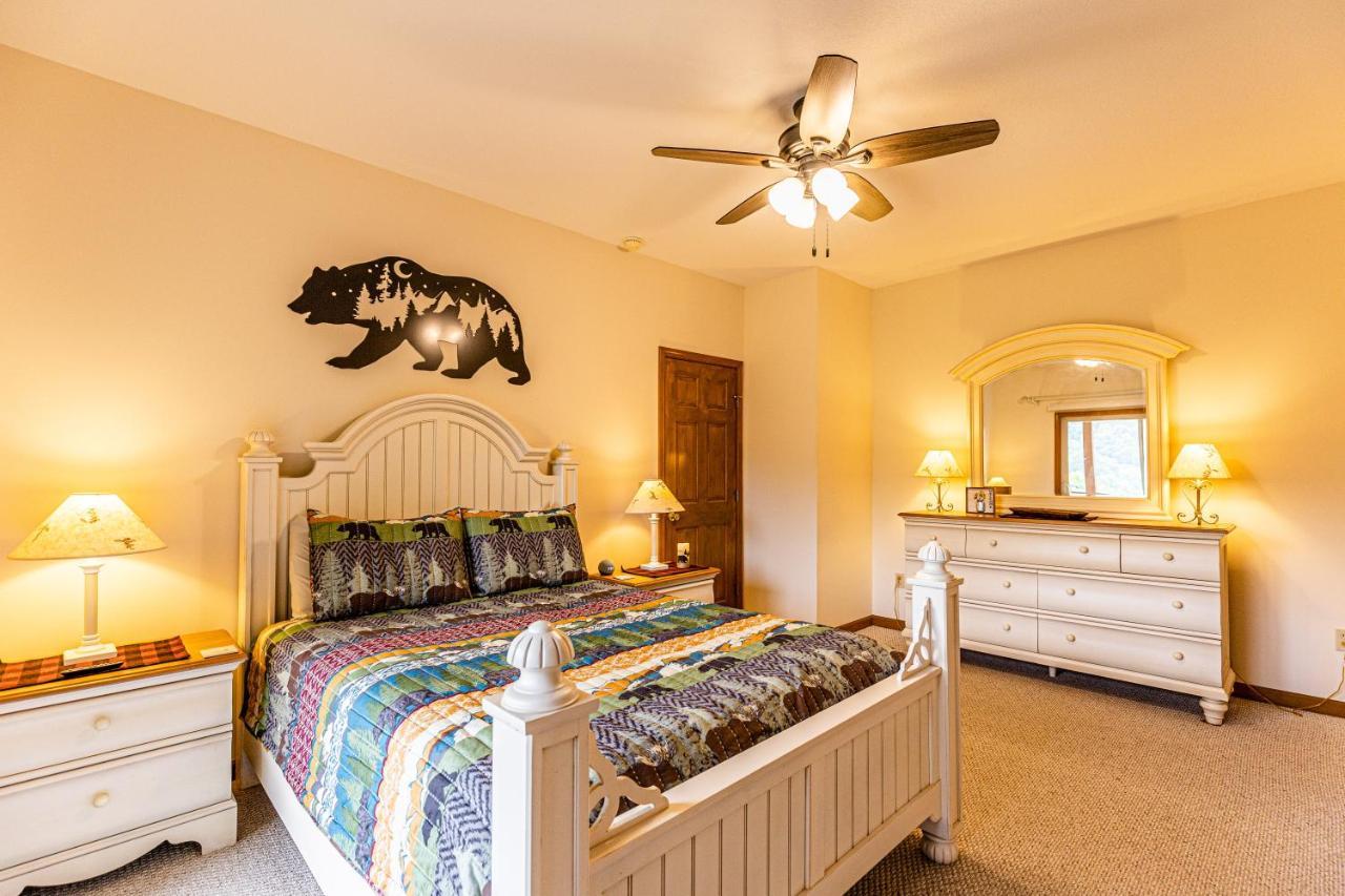 Condo With Stunning Mountain And 6Th Green Views Near Harrahs Cherokee Bryson City Whittier المظهر الخارجي الصورة