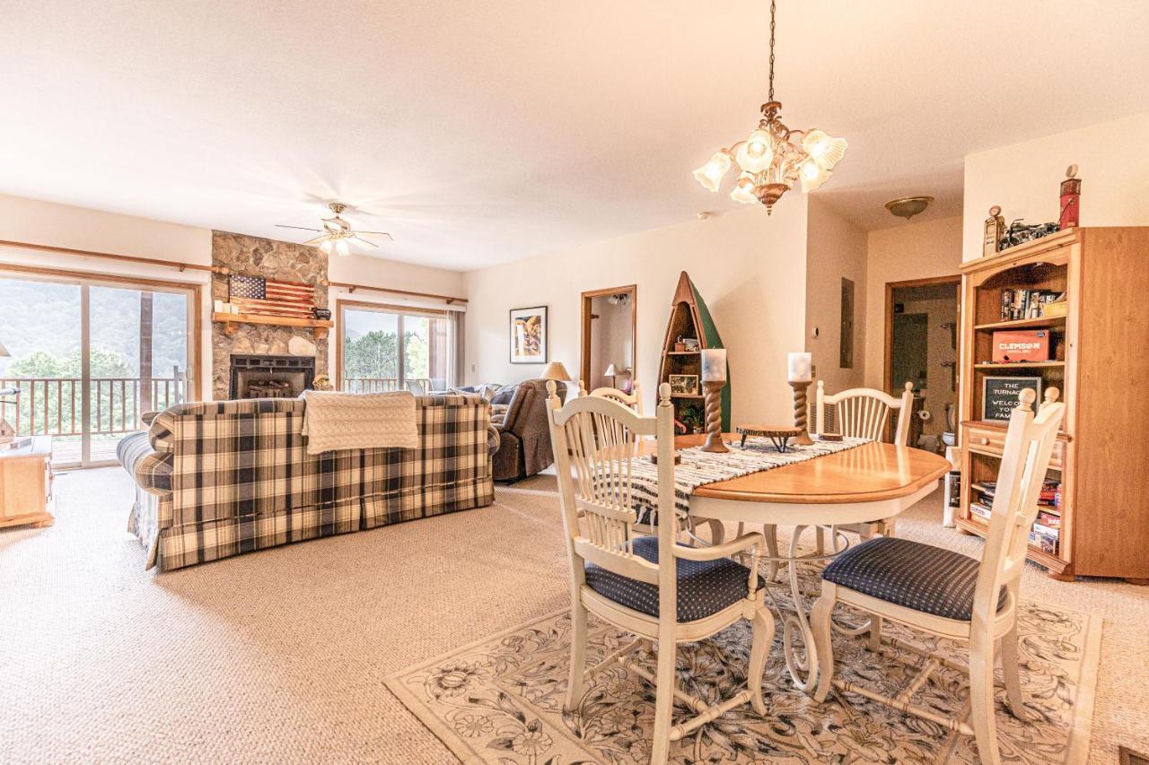 Condo With Stunning Mountain And 6Th Green Views Near Harrahs Cherokee Bryson City Whittier المظهر الخارجي الصورة