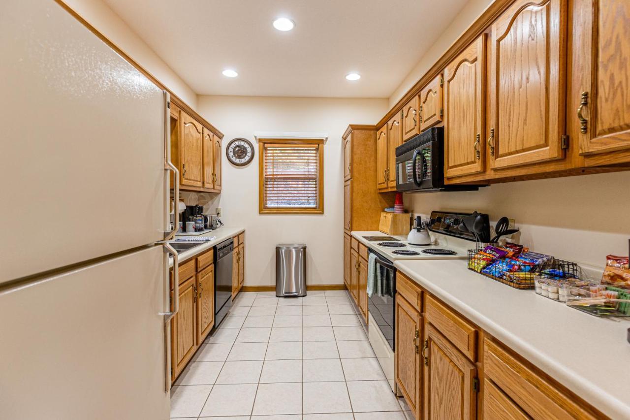 Condo With Stunning Mountain And 6Th Green Views Near Harrahs Cherokee Bryson City Whittier المظهر الخارجي الصورة